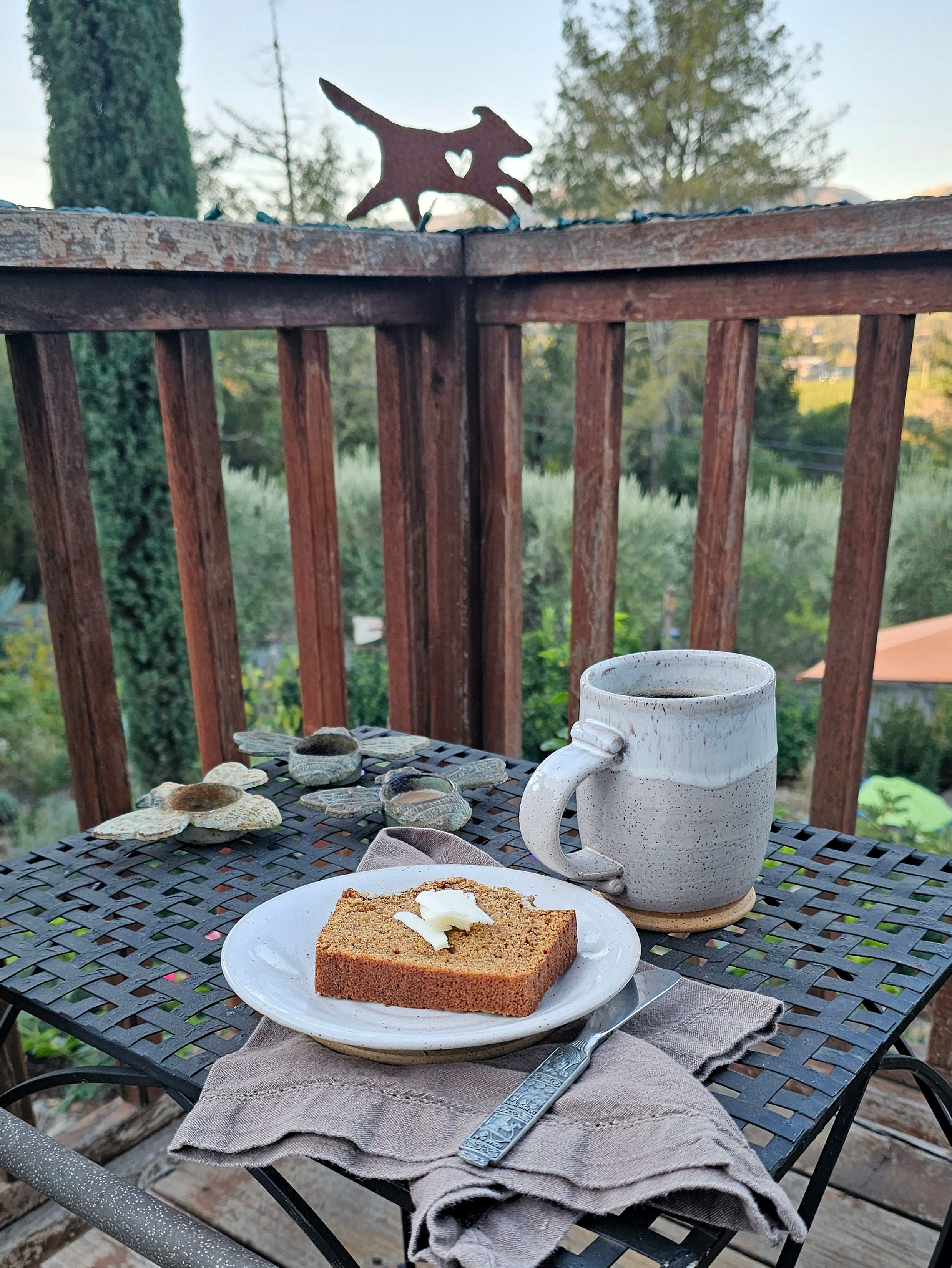 files/Lupin_Favorite_Plate_Mug_bread_1.jpg